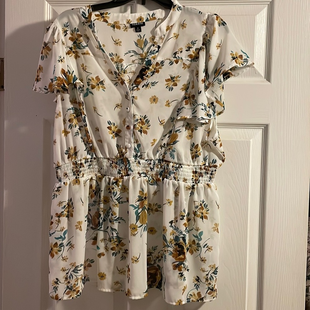 Torrid blouse